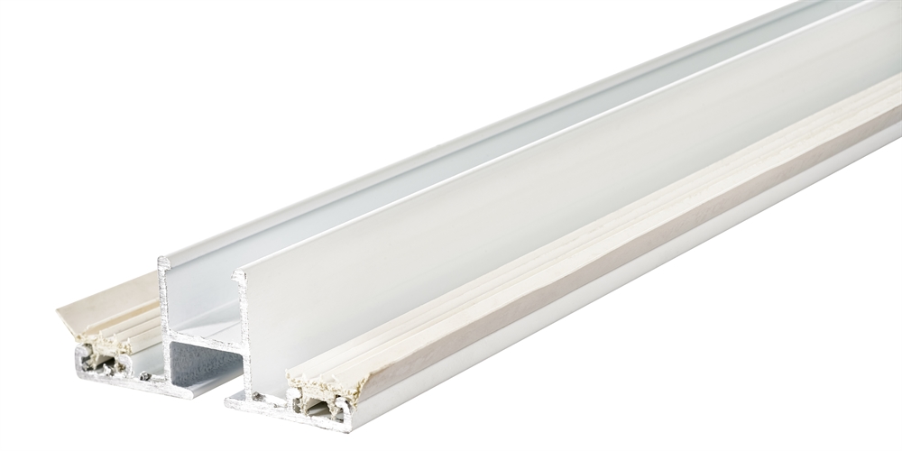 Hvid midterprofil med gummilister 16mm RIATHERM® 3000mm